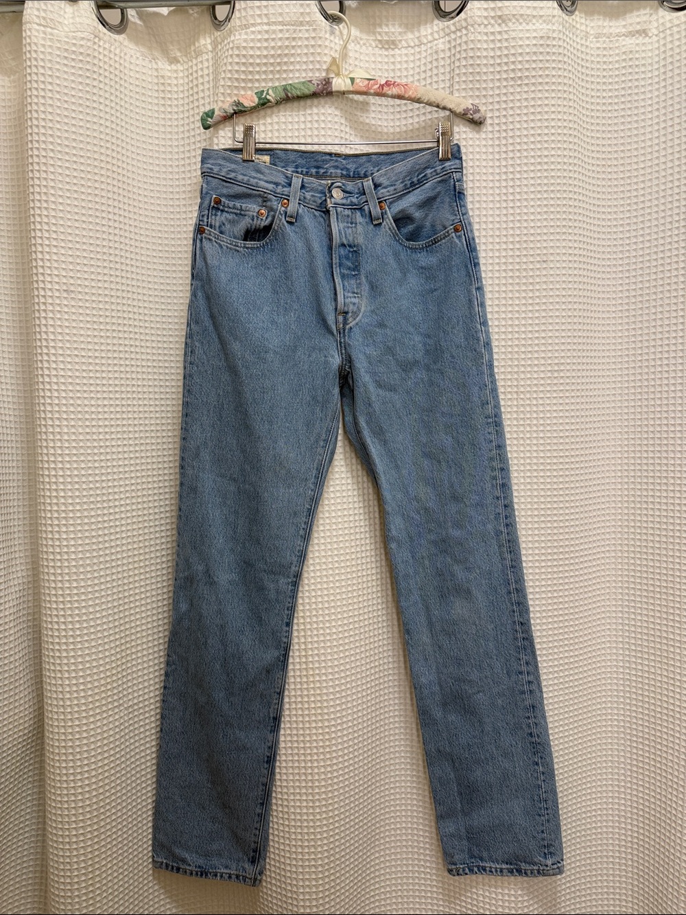 Levi's 501 Light Blue Straight Jeans